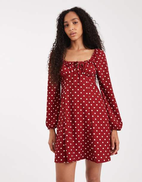 New Look – Langärmliges, kurzes Milchmädchenkleid in Rot mit Punkten - view 1