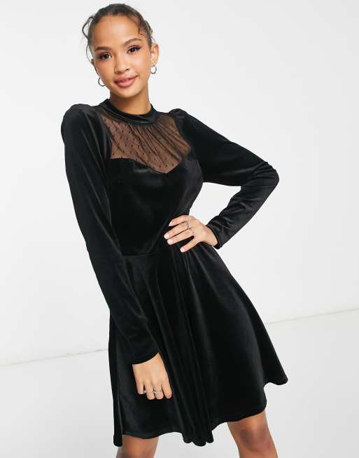 New Look – Langärmliges Samtkleid in Schwarz mit transparentem Spitzendetail, 2 von 4