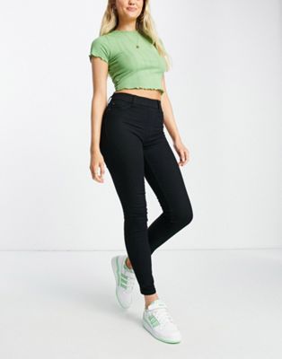 New Look coated lift & shape jegging in black