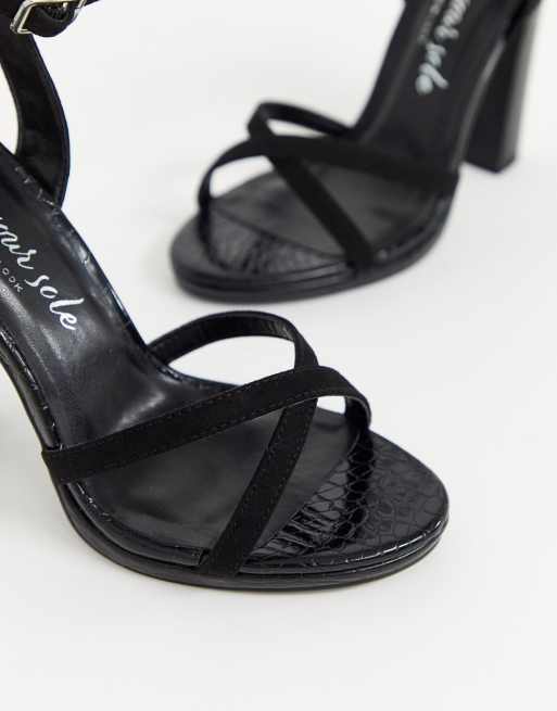 New look black hot sale strappy sandals