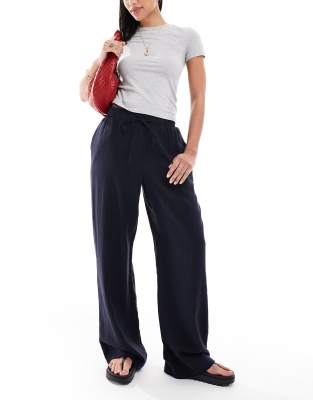 New Look - Leinenhose in Marineblau mit weitem Bein