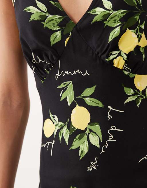 New Look lemon print v neck midi dress in black, 3 of 4