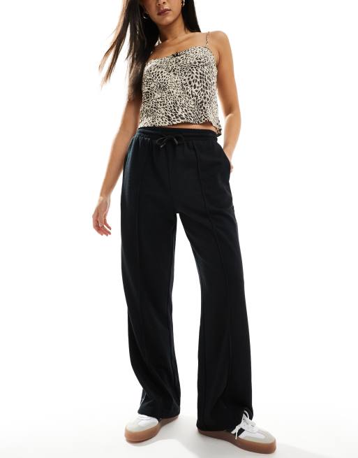 New Look leopard print side stripe joggers in black, 4 of 5