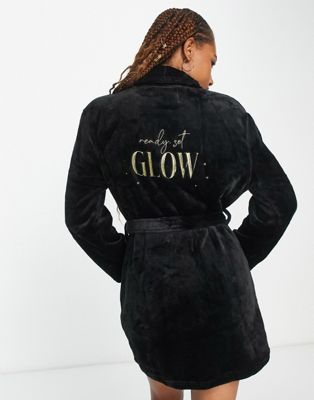 New Look 'ready, set, glow' slogan dressing gown robe in black