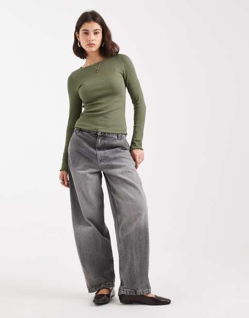 New Look lettuce edge long sleeve top in khaki, 2 of 4