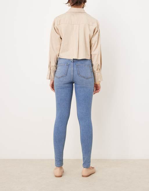 New Look lift and shape Jenna skinny jeans in blue, 3 of 5