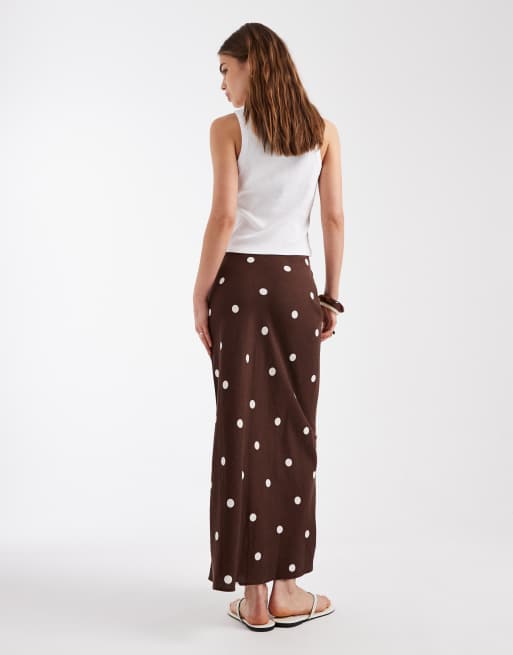New Look linen blend polka dot midi skirt in brown, 4 of 5