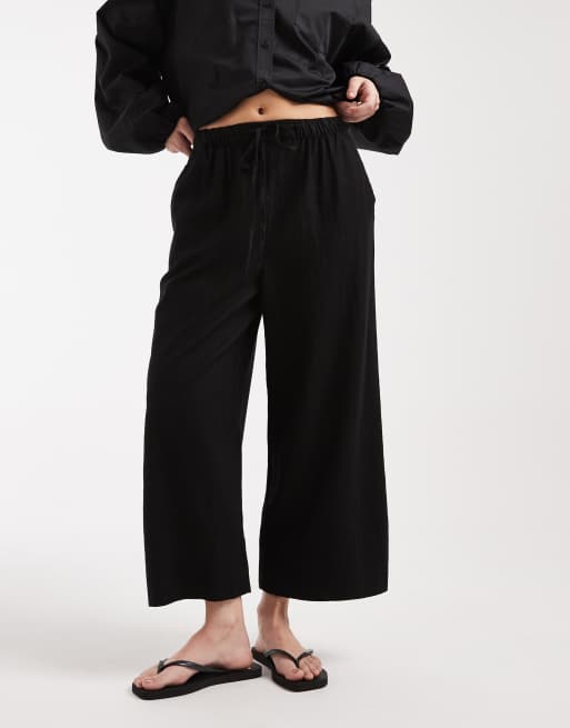 New Look linen cropped trousers in black, 2 of 5