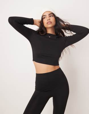 New Look New Look long sleeve crew neck top in black