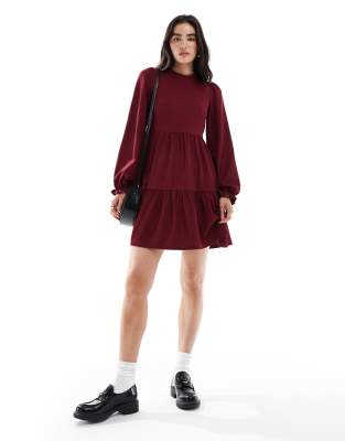 New Look long sleeve crinkle mini dress in burgundy-Red