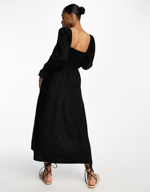 New Look long sleeve cut out shirred midi dress in black, 3 of 4