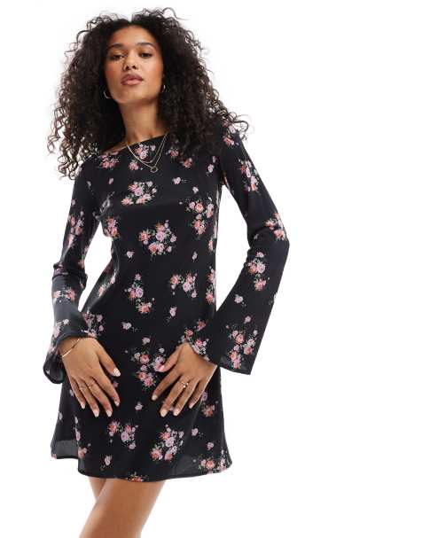 New Look long sleeve mini dress in ditsy print - view 1