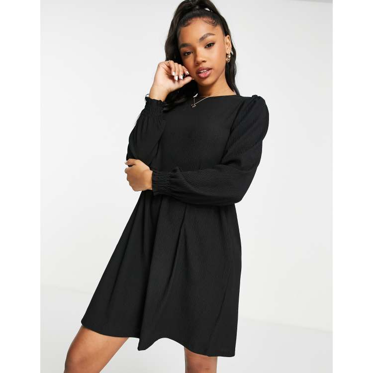 Black lace sleeve deals dress new look