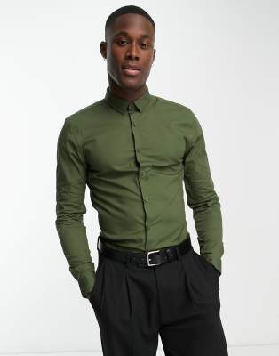 New Look long sleeve muscle fit poplin shirt in khaki-Green