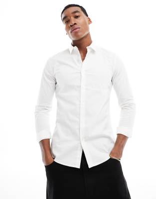 New Look long sleeve muscle fit poplin shirt in white - ASOS Price Checker