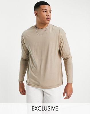 New Look long sleeve oversized t-shirt in stone
