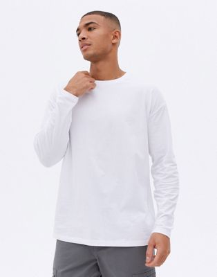 New Look long sleeve oversized t-shirt in white