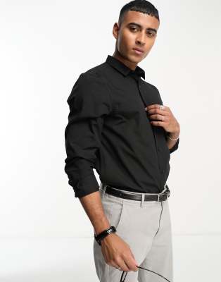 New Look long sleeve poplin shirt in black | ASOS