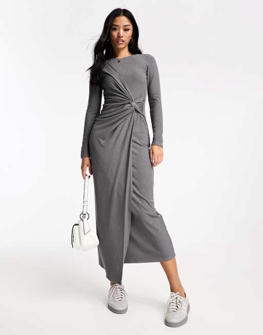 Grey midi 2025 dress with sleeves