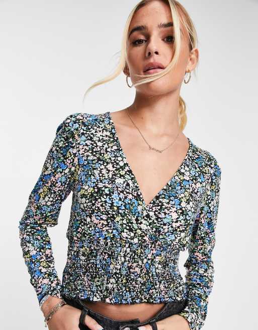 New Look long sleeve shirred top in blue floral