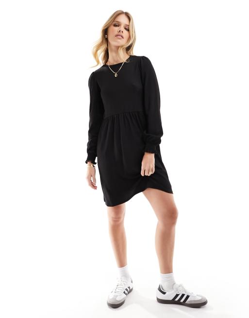 New Look long sleeve smock mini dress in black | ASOS