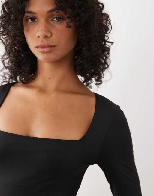 New Look long sleeve square neck slinky body in black, 3 of 4