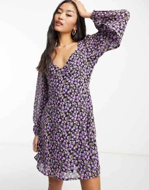 New Look long sleeve sweetheart mini dress in lilac floral | ASOS