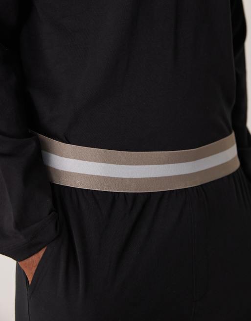 New Look long sleeve t-shirt & jogger loungewear set in black, 2 of 4