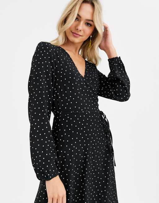 Black and white hotsell spotty long sleeve dress