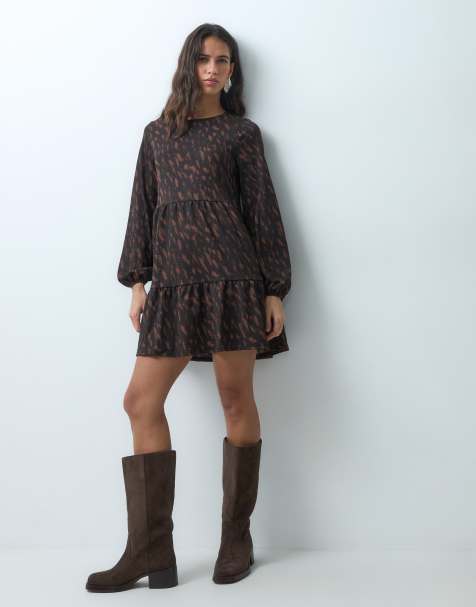 New Look long sleeved tiered mini dress in leopard print - view 1