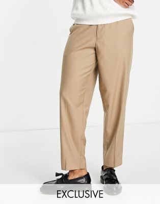 New Look loose fit smart pants in tan-Brown