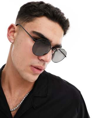 New Look - Lunettes de soleil rondes en métal - Noir