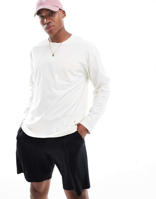 New Look - Maglietta a maniche lunghe oversize color bianco sporco con tasca