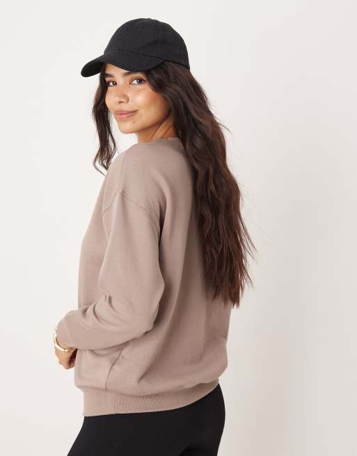 New Look Maglione marrone chiaro con scritta New York ASOS