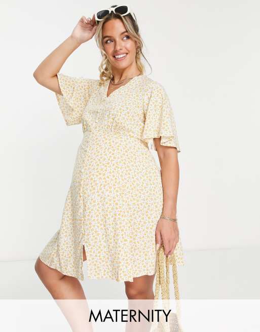 New Look Maternity – Durchgeknöpftes Mini-Freizeitkleid mit gelbem Blümchenmuster