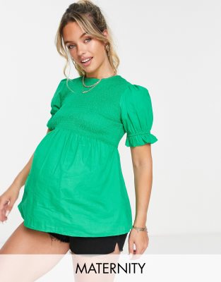 New Look Maternity - Gesmokte Schößchenbluse in Grün