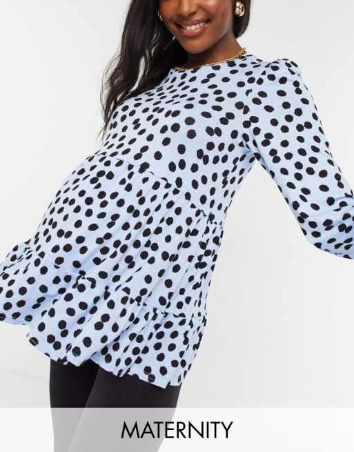 New Look Maternity – Niebieski dwuwarstwowy top z baskinką i wzorem w kropki