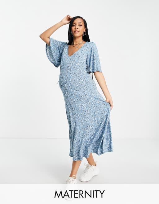 New Look Maternity - Robe mi-longue à imprimé fleuri - Bleu
