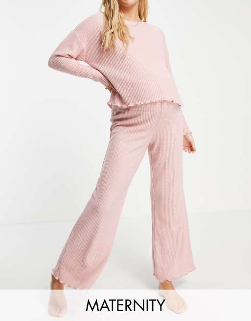 New Look Maternity – Różowy domowy top o waflowej teksturze i pudełkowym kroju – część zestawu