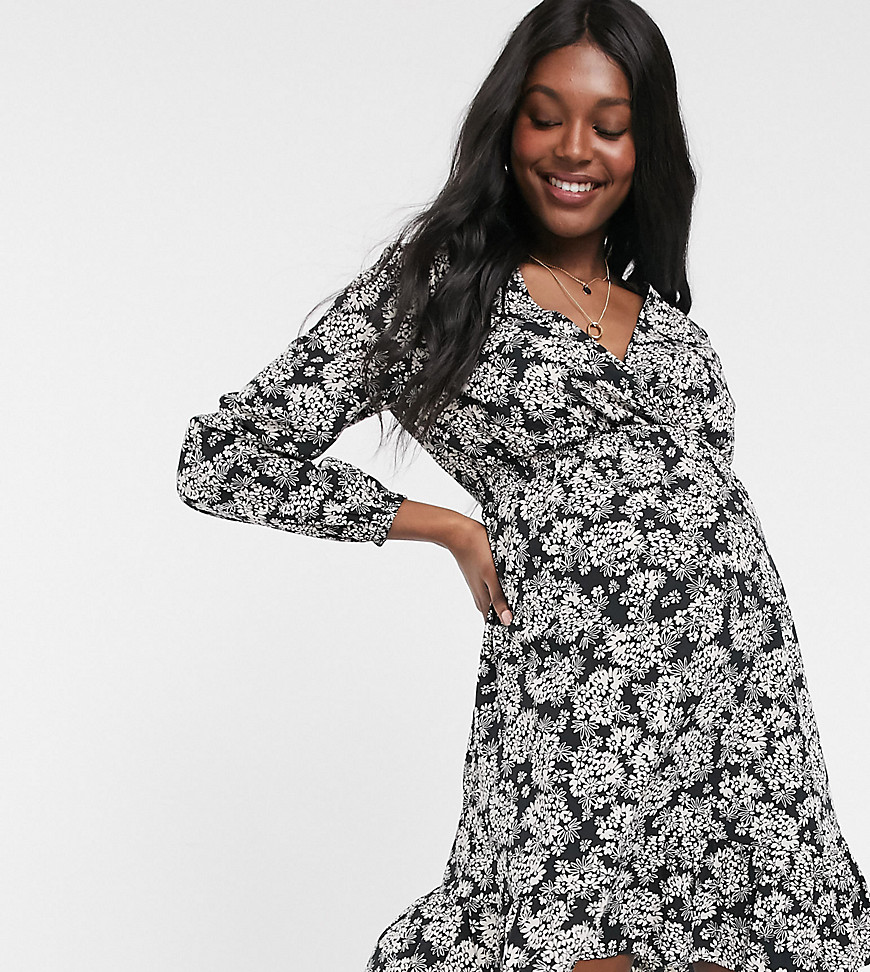 New Look Maternity – Svart miniklänning med lång ärm och blommigt mönster