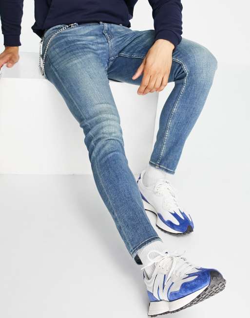 New Look – Mellanblå skinny jeans med kedja, 4 av 4