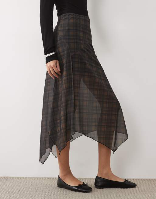 New Look mesh midi skirt with hanky hem in brown check, 3 of 5