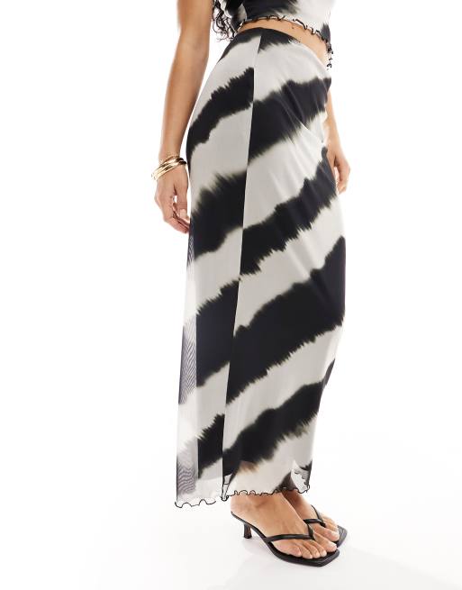 New look on sale tie dye skirt