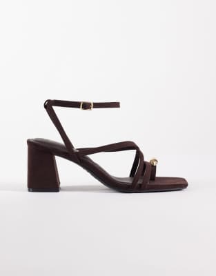  metal toe loop block heeled sandal 