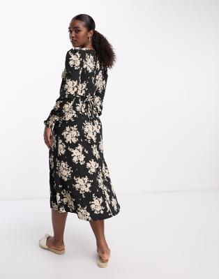 New Look midi dress in black floral | ASOS