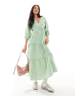 New Look - Midi-Hängerkleid in Grün mit Vichy-Karos und V-Ausschnitt