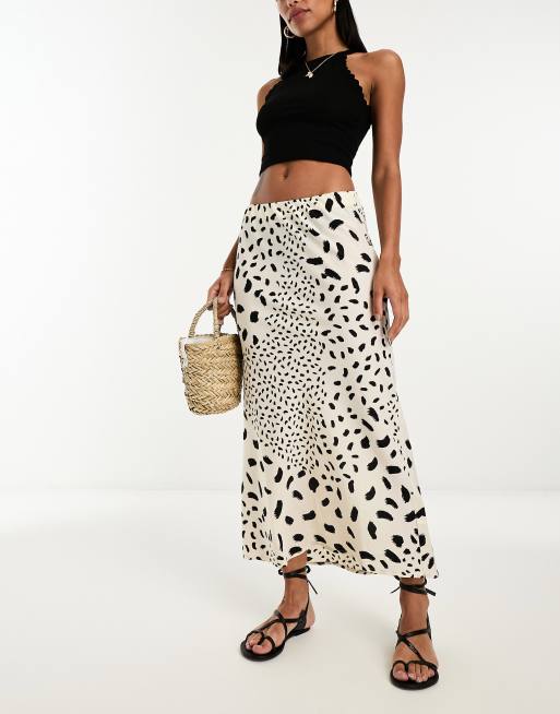 New Look midi skirt in black and white contrast print | ASOS