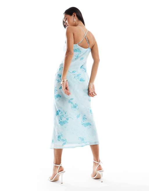 New Look – Midi-Trägerkleid aus Satin in Blau mit Blumenmuster und Wasserfallausschnitt, 4 von 4
