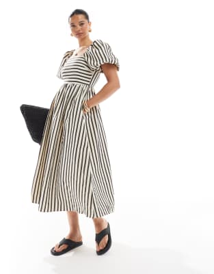 New Look - Midikleid in gestreiftem Creme mit Milchmädchen-Ausschnitt und Puffärmeln-Weiß