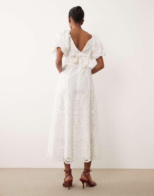 New Look – Midikleid in Weiß mit Puffärmeln, Cutwork-Design und Bindedetail am Rücken, 4 von 4